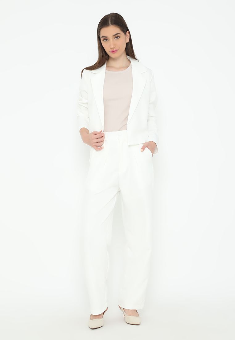 Mannequin Casual Crop Blazer Set