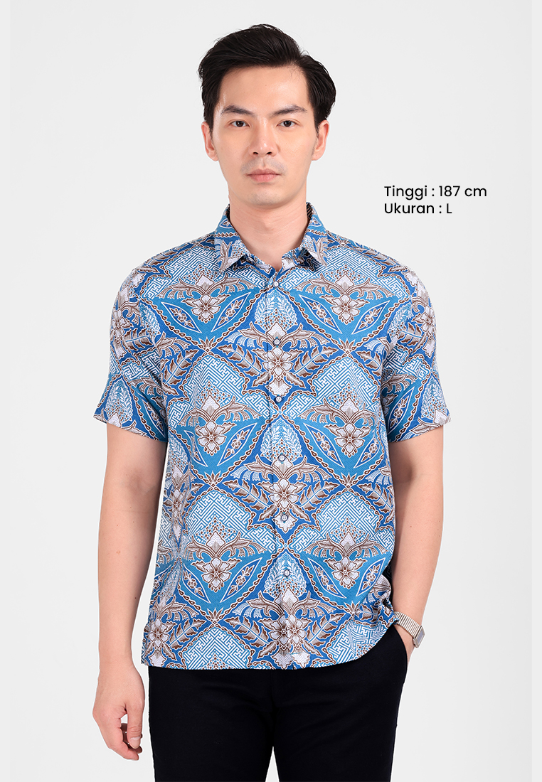 MANZONE - Kemeja Batik Lengan Pendek Pria Sayaka 1 Comfort Fit - Tosca Warna Tosca