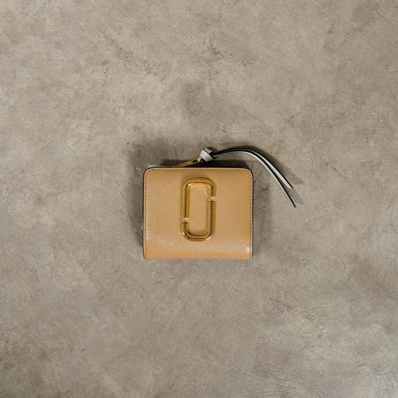 Marc Jacobs Dompet MARC JACOBS SNAPSHOT CREAM PINK MULTI BIFOLD WALLET SMALL 100% ORIGINAL