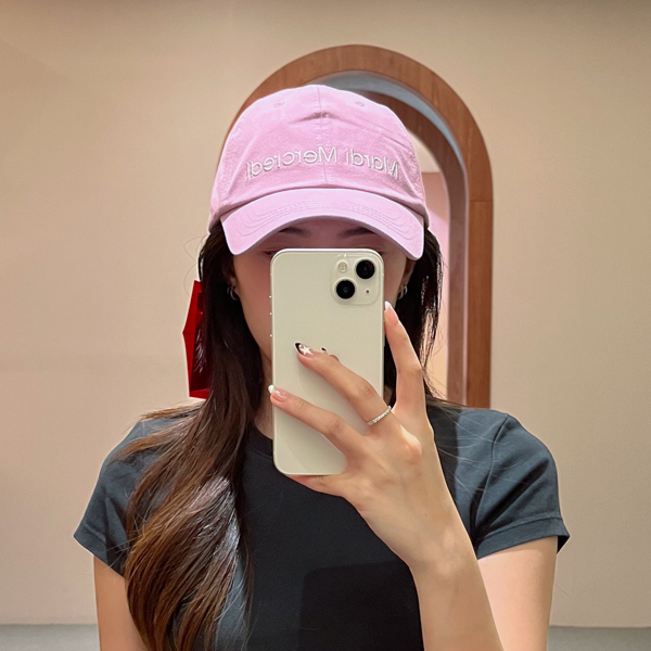 Mardi Mercredi Topi MARDI MERCREDI TEXT LOGO WHITE PINK CAP 100% ORIGINAL - OS ADJUST