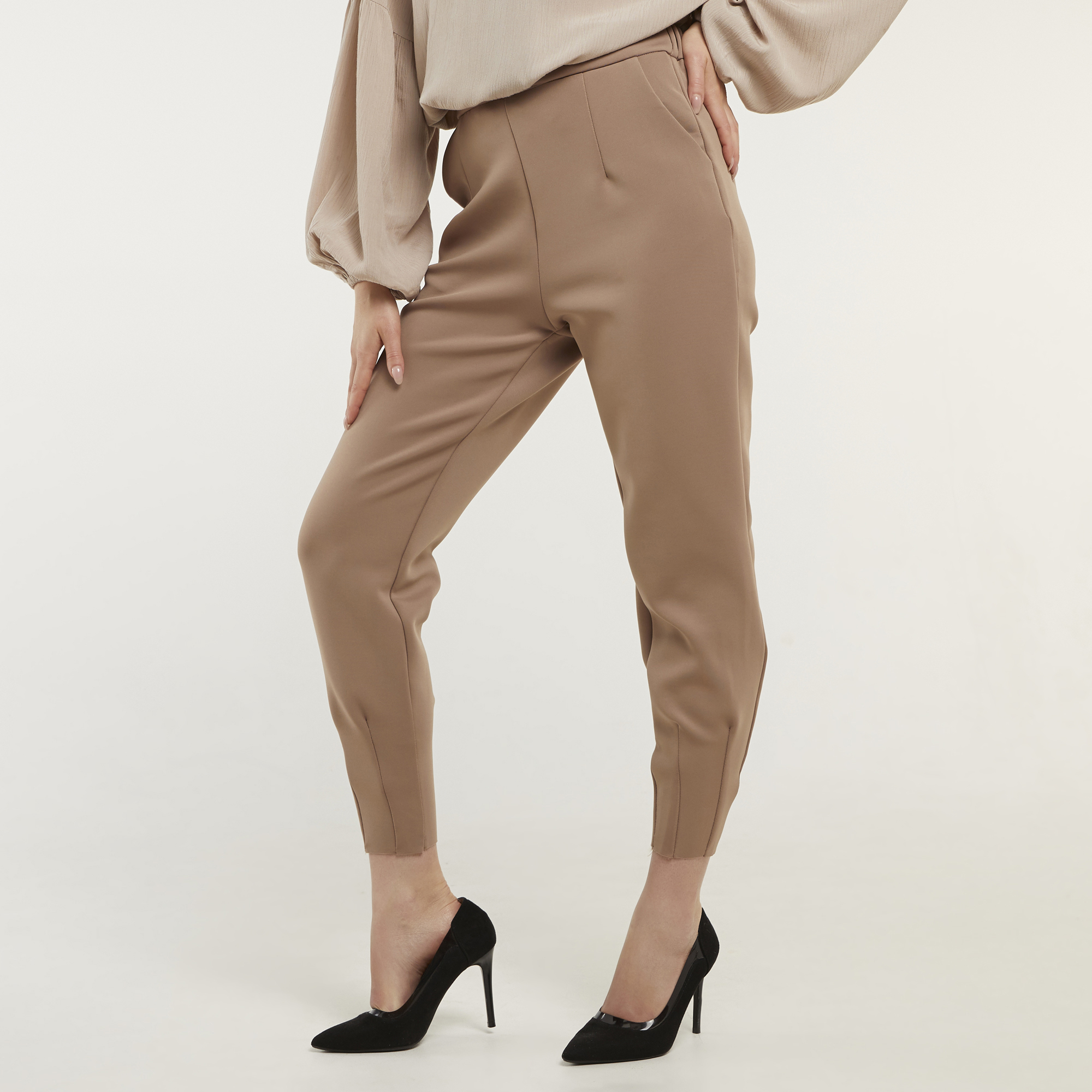 MAYONETTE Eisha Pants Celana Panjang Scuba Wanita - Nude