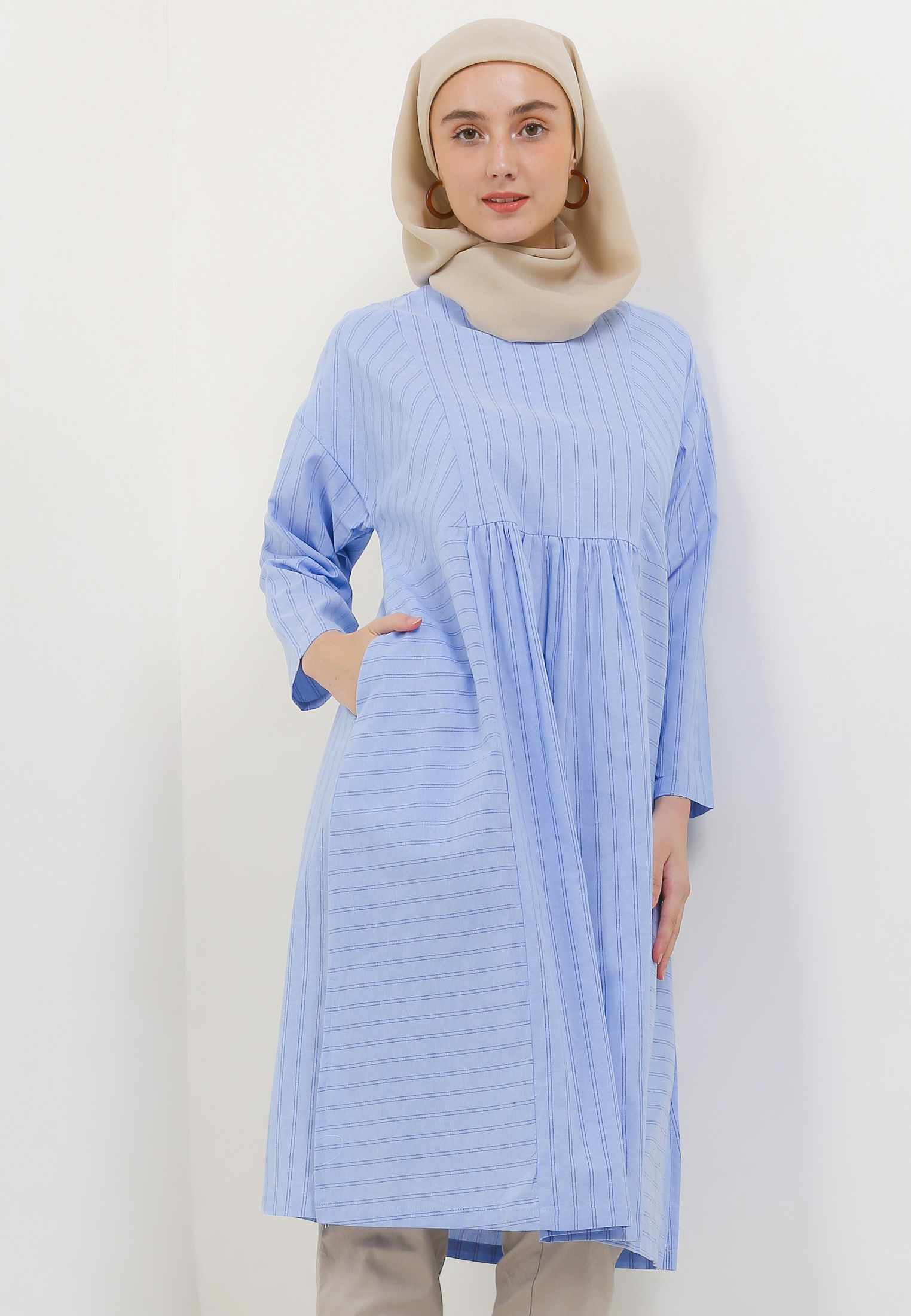 MFMW Ababil Midi Dress Gamis Biru Motif Salur