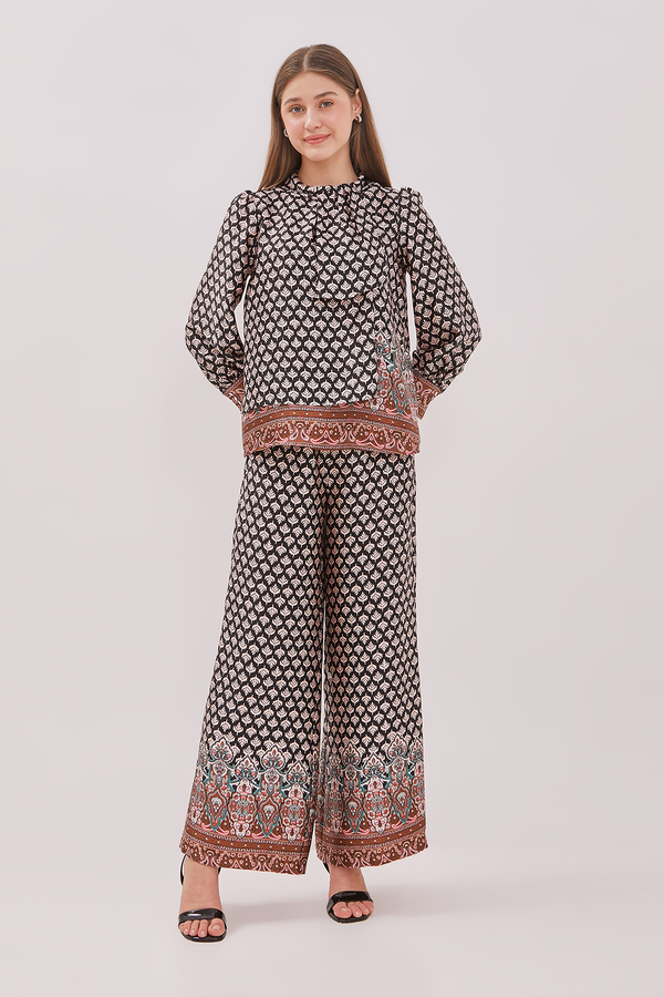 MINIMAL - Donna - Blus Motif Bunga Kerah Payet - Brown Warna Brown