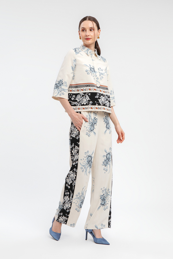 MINIMAL - Hasta - Kulot Motif Bunga - Black Warna Beige