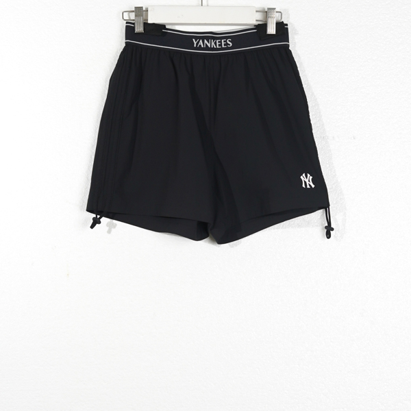 MLB Celana MLB NY WHITE SIDE BLACK SHORT PANTS 100% ORIGINAL