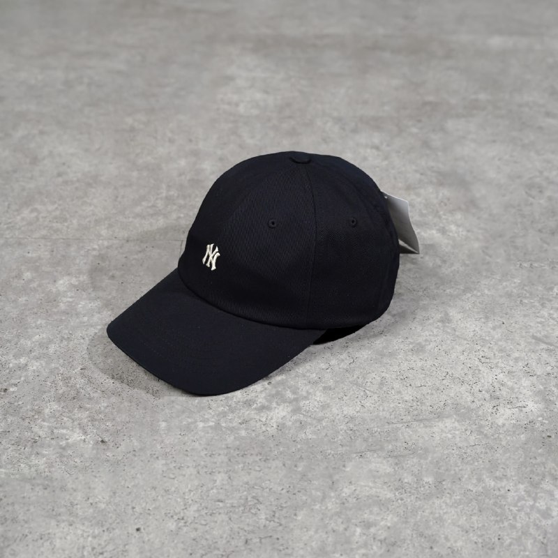 MLB Topi MLB NY SMALL GOLD BLACK CAP 100% ORIGINAL - OS ADJUST