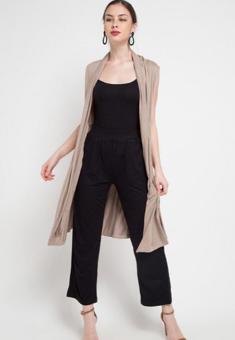 Nade Japan FO001 Outer Sleeveless Light Brown