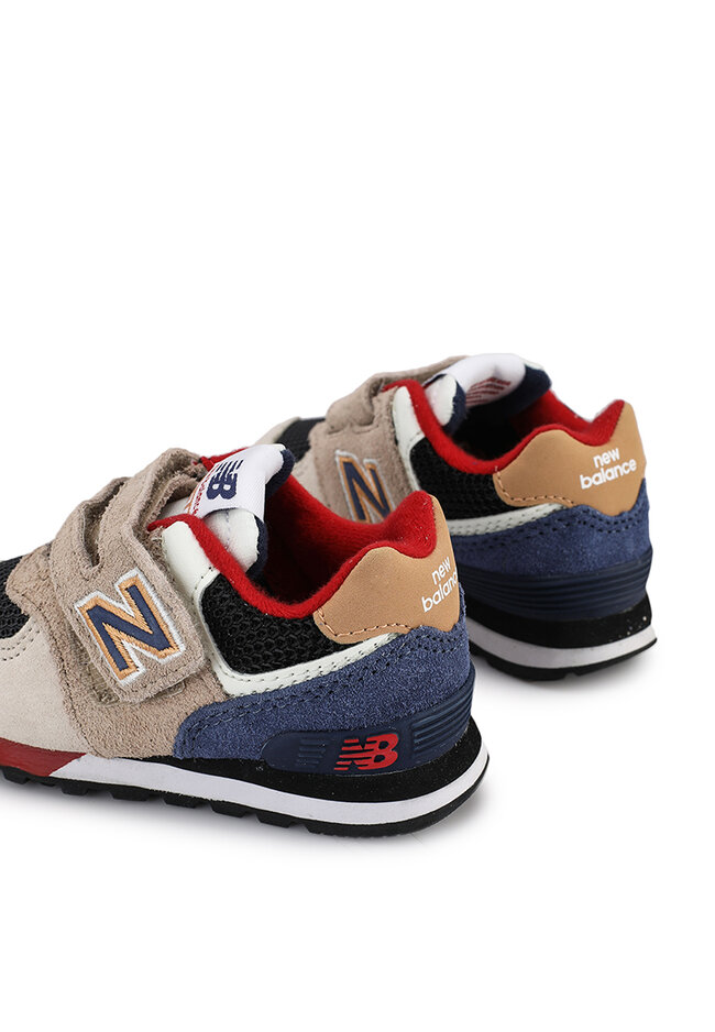 sepatu sport new balance