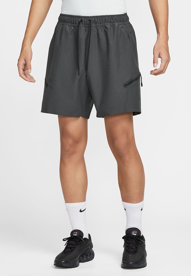 Nike Tech Shori Short