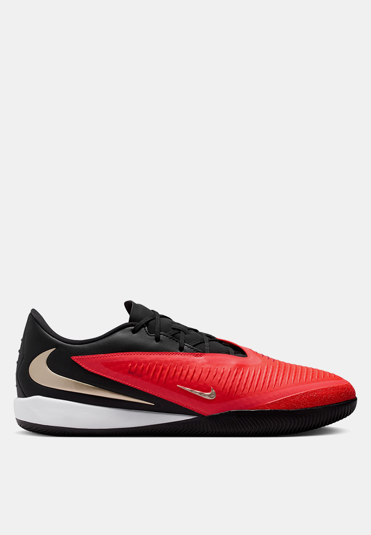Nike Phantom 6 Low Academy Indoor/Court Soccer Shoes