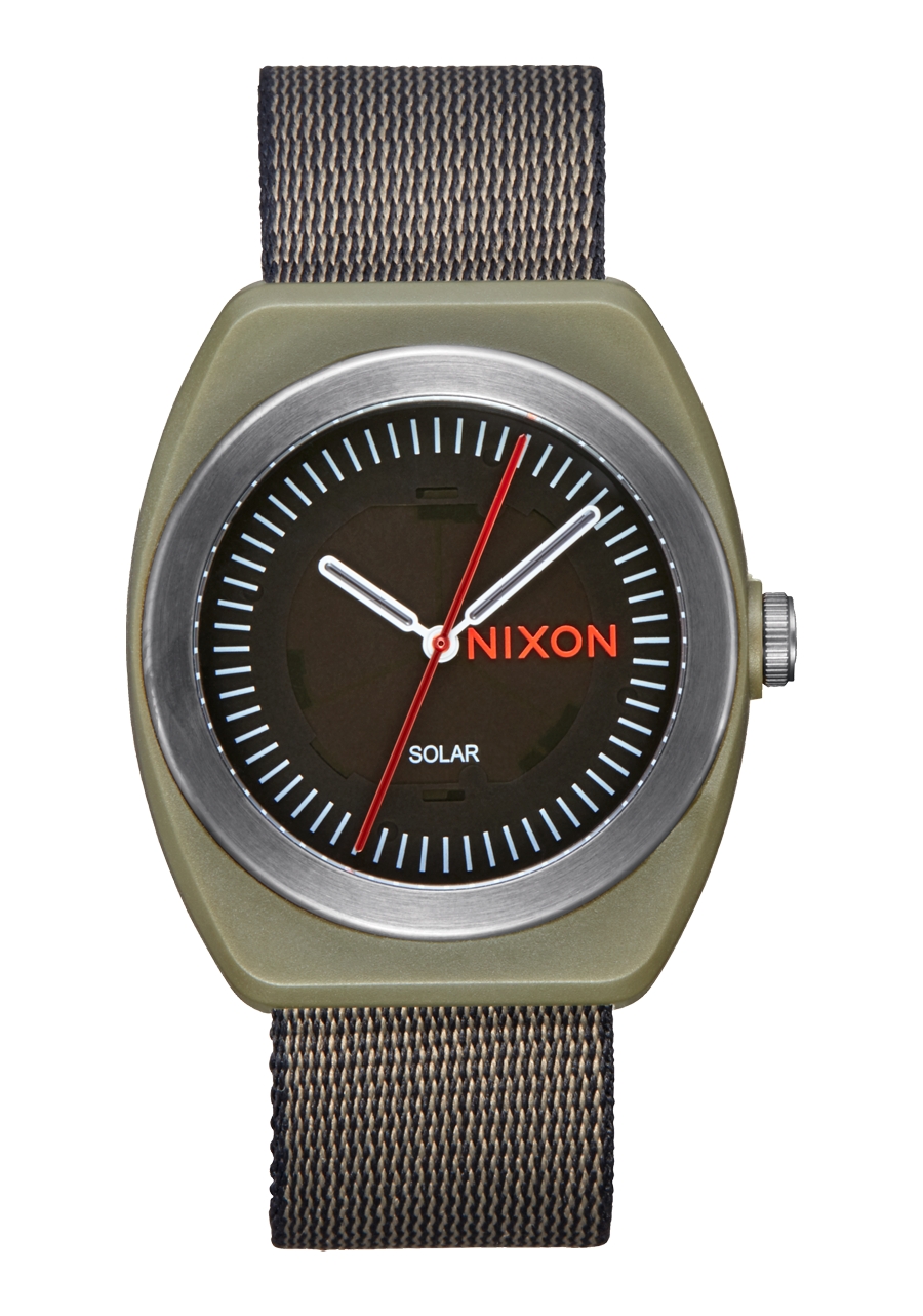 Nixon LIGHT-WAVE SURPLUS Solar Panel Watch