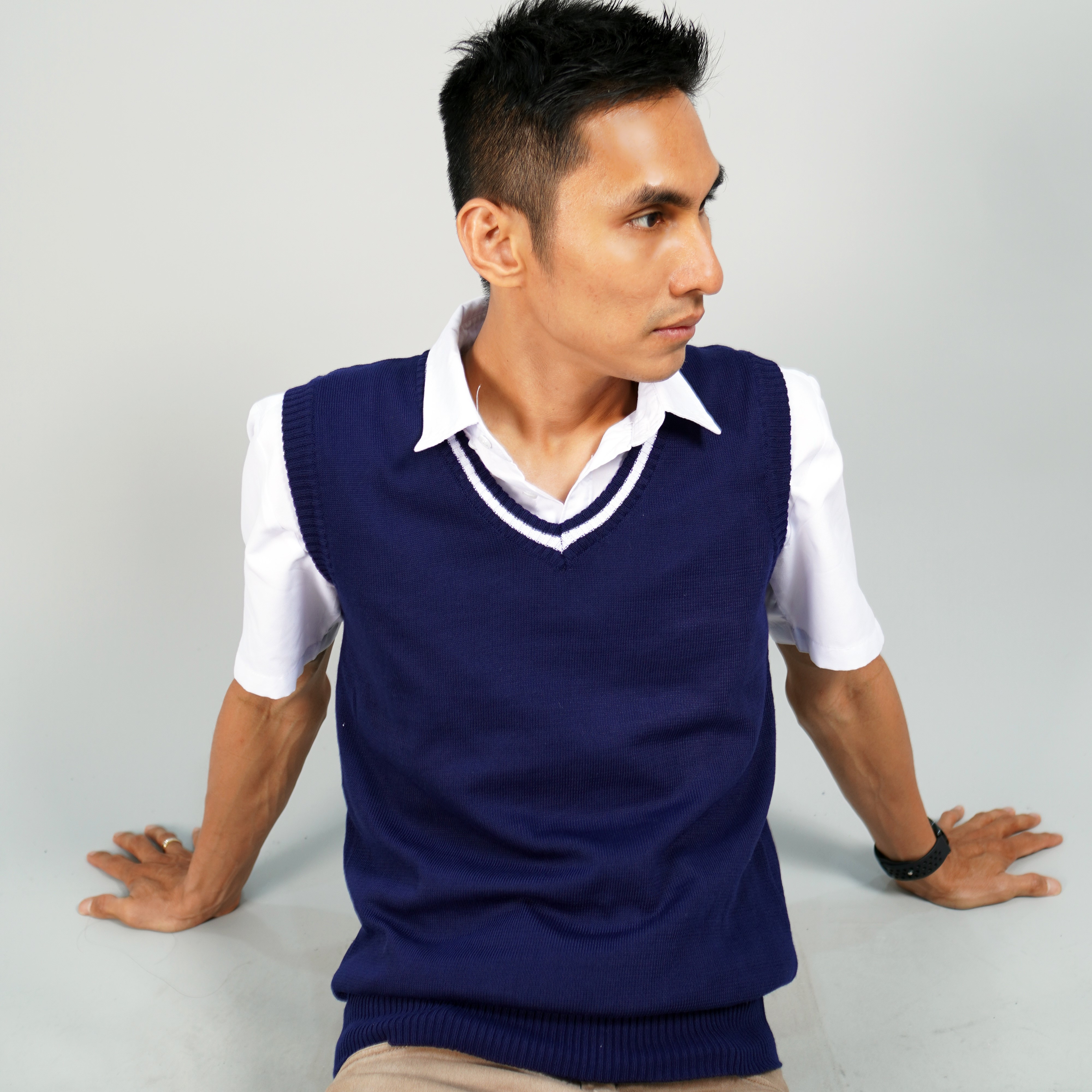 Okechuku VIJAY Knit Vest Rompi Rajut Rompi Pria Navy Rompi List Leher Rompi Seragam - NAVY