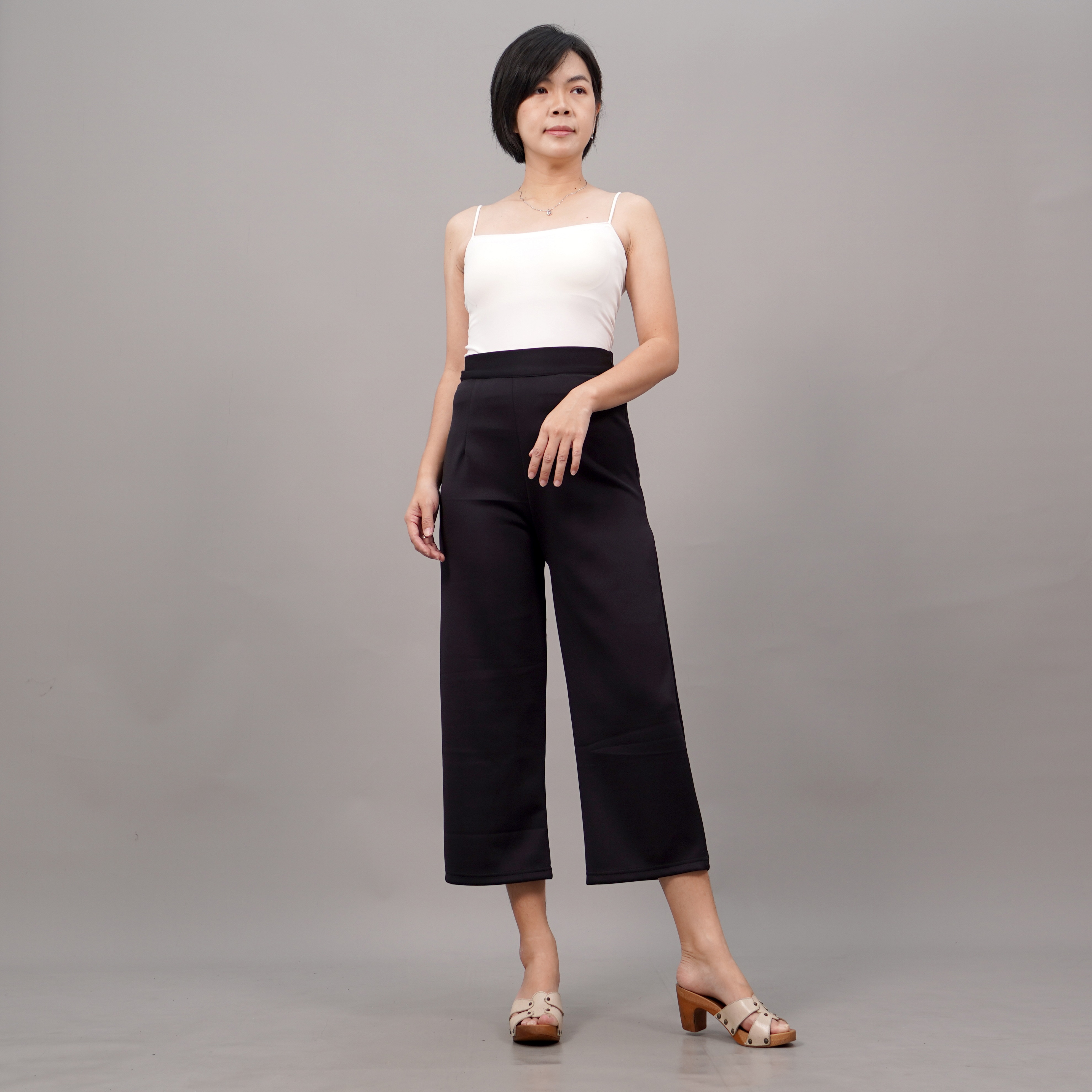 Okechuku LISA Celana Kulot Hitam Wanita 3/4 Celana Kulot Gaya Korea - HITAM