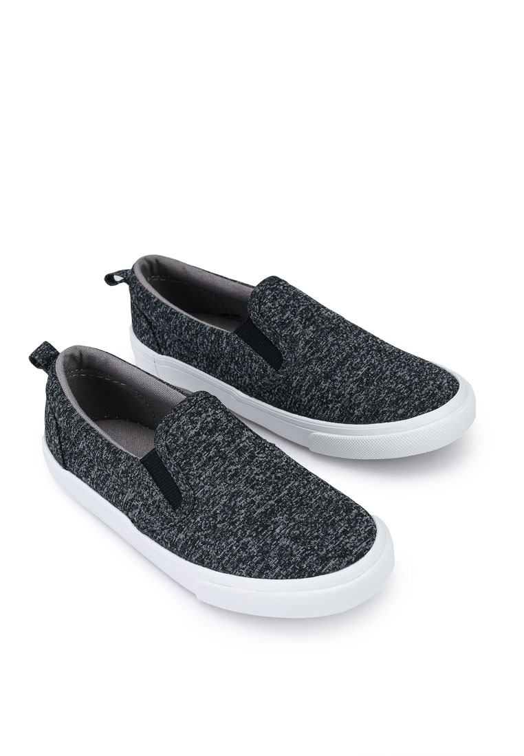 old navy black slip on shoes