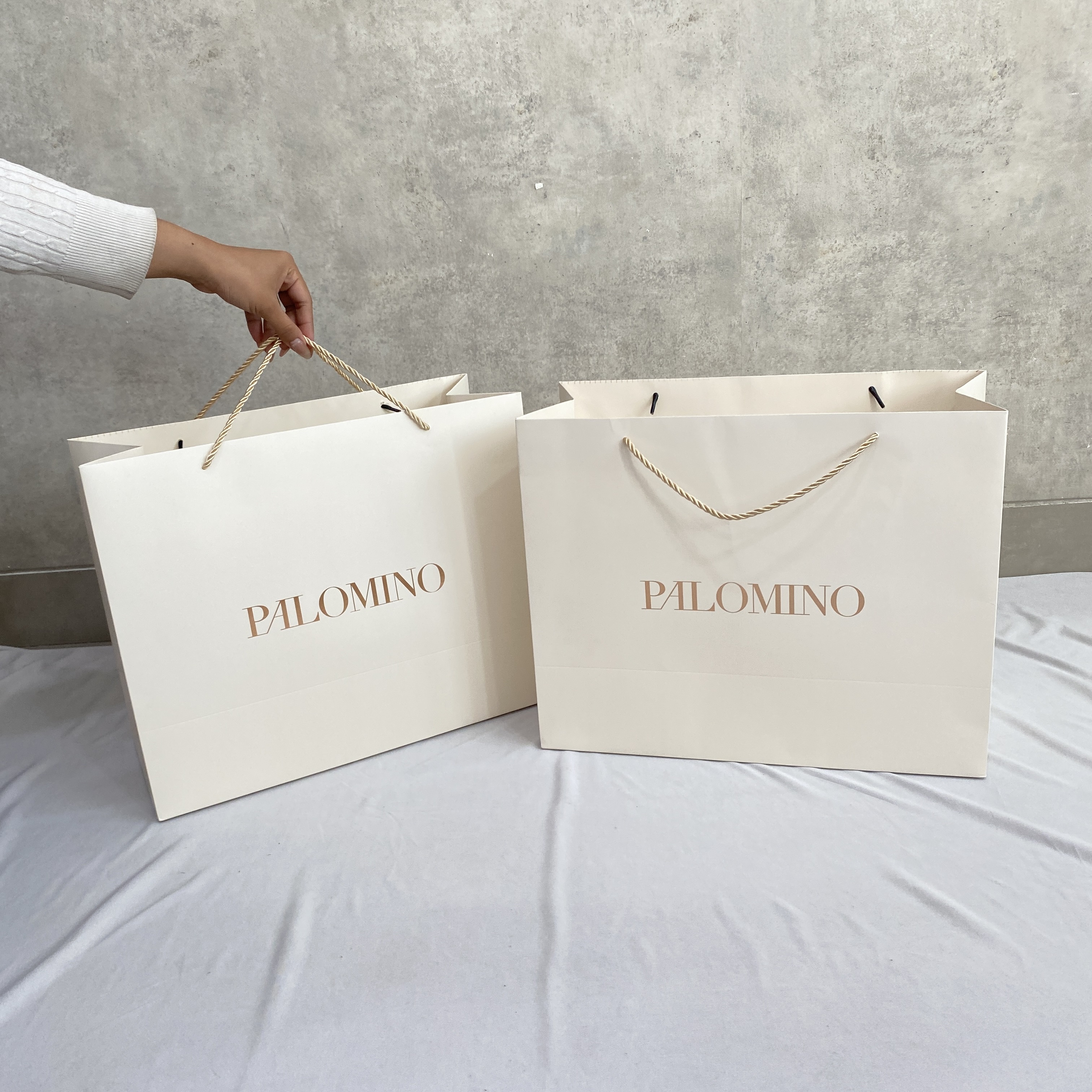Palomino Paperbag [Packaging Tas]