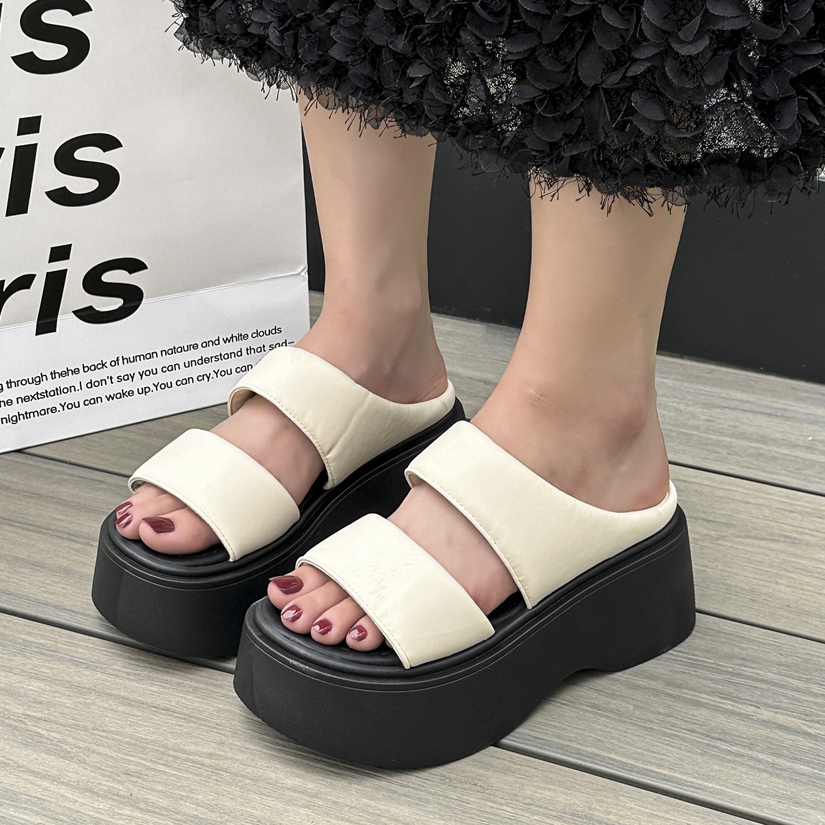 Panarybody Sandal Wanita Wedges Model Tinggi Sandal Cewek Kekinian WL2475