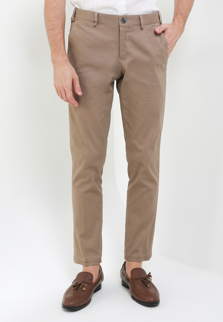 Pierre Cardin Celana Panjang Chino Pria Tobacco Road Light Brown
