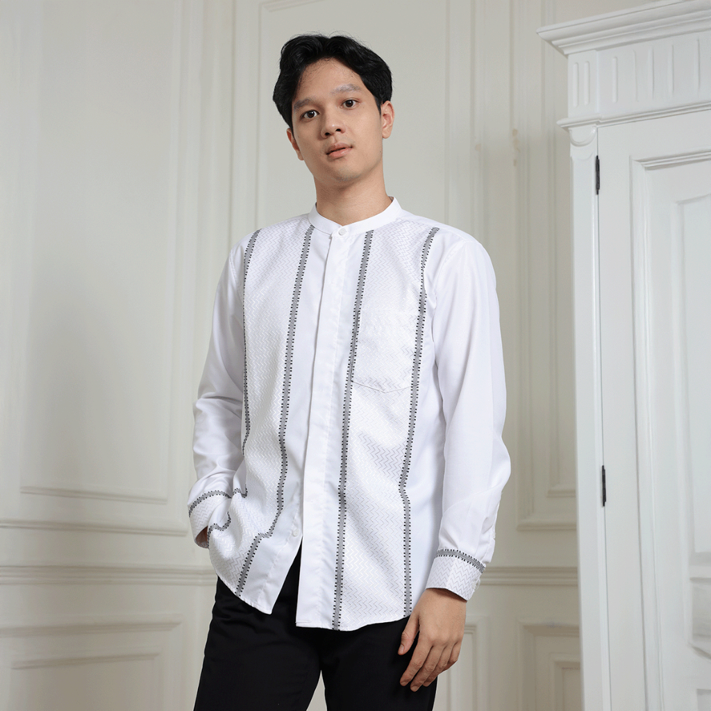 Platini Kemeja Koko Pria Lengan Panjang Motif Garis Tekstur Putih 961422