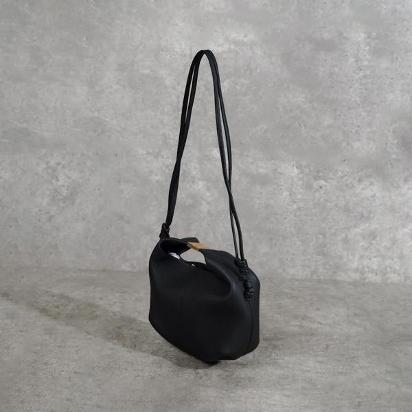 Polene Tas POLENE BERI TEXTURE LEATHER BLACK SHOULDER BAG 100% ORIGINAL