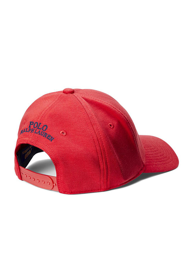 red polo hat