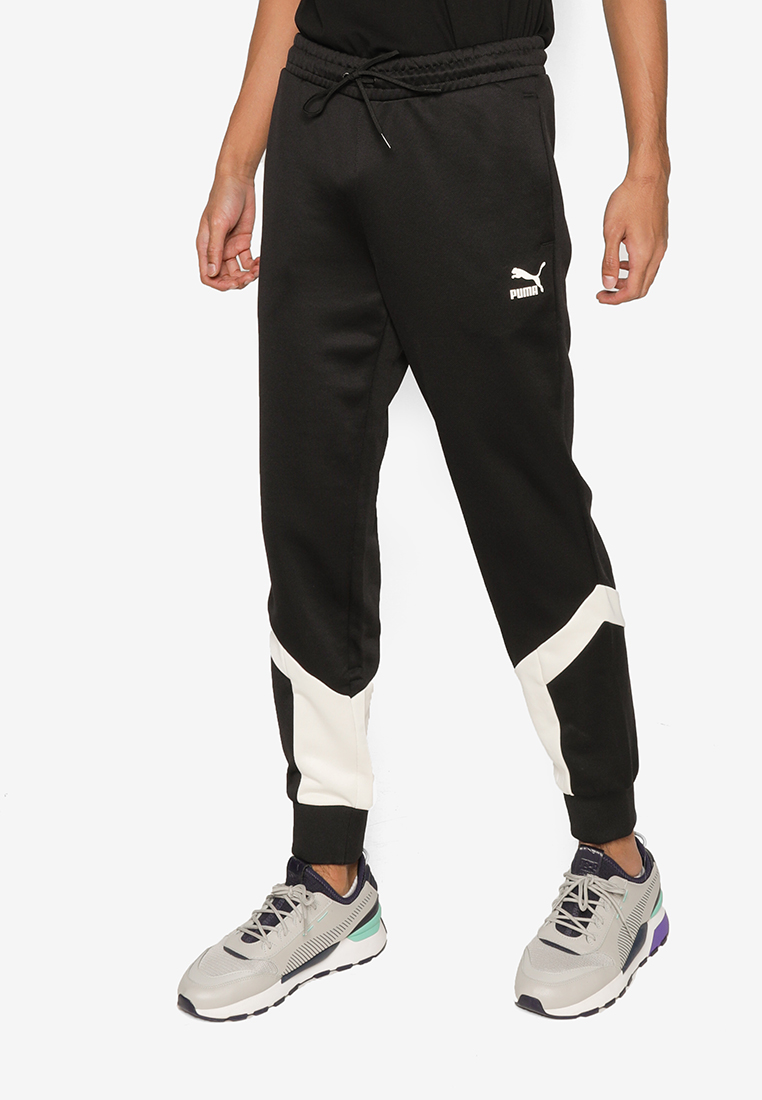 puma joggers black