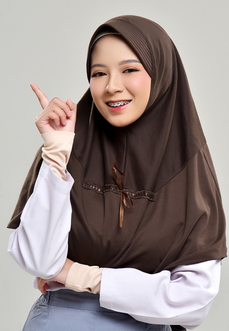 Rabbani - Kerudung Sekolah Instan Kalia Coklat Kopi M