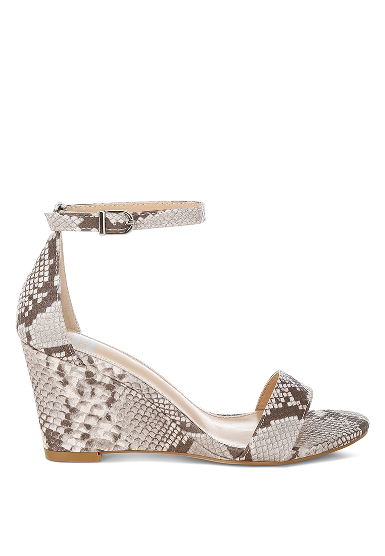 Rag & CO. Sandal wedges ramping motif ular