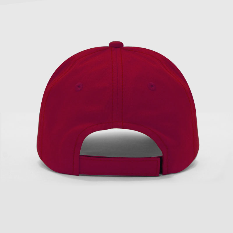 a snap back hat