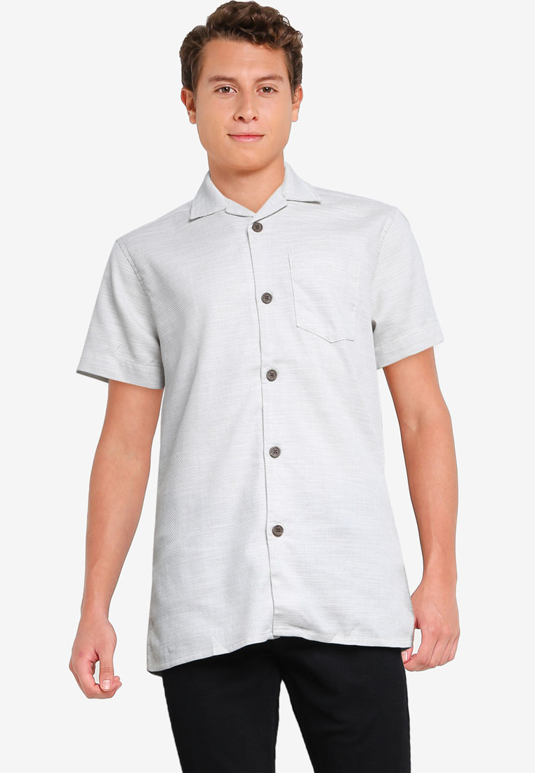 Short-Sleeved Textured Bowling Shirt
