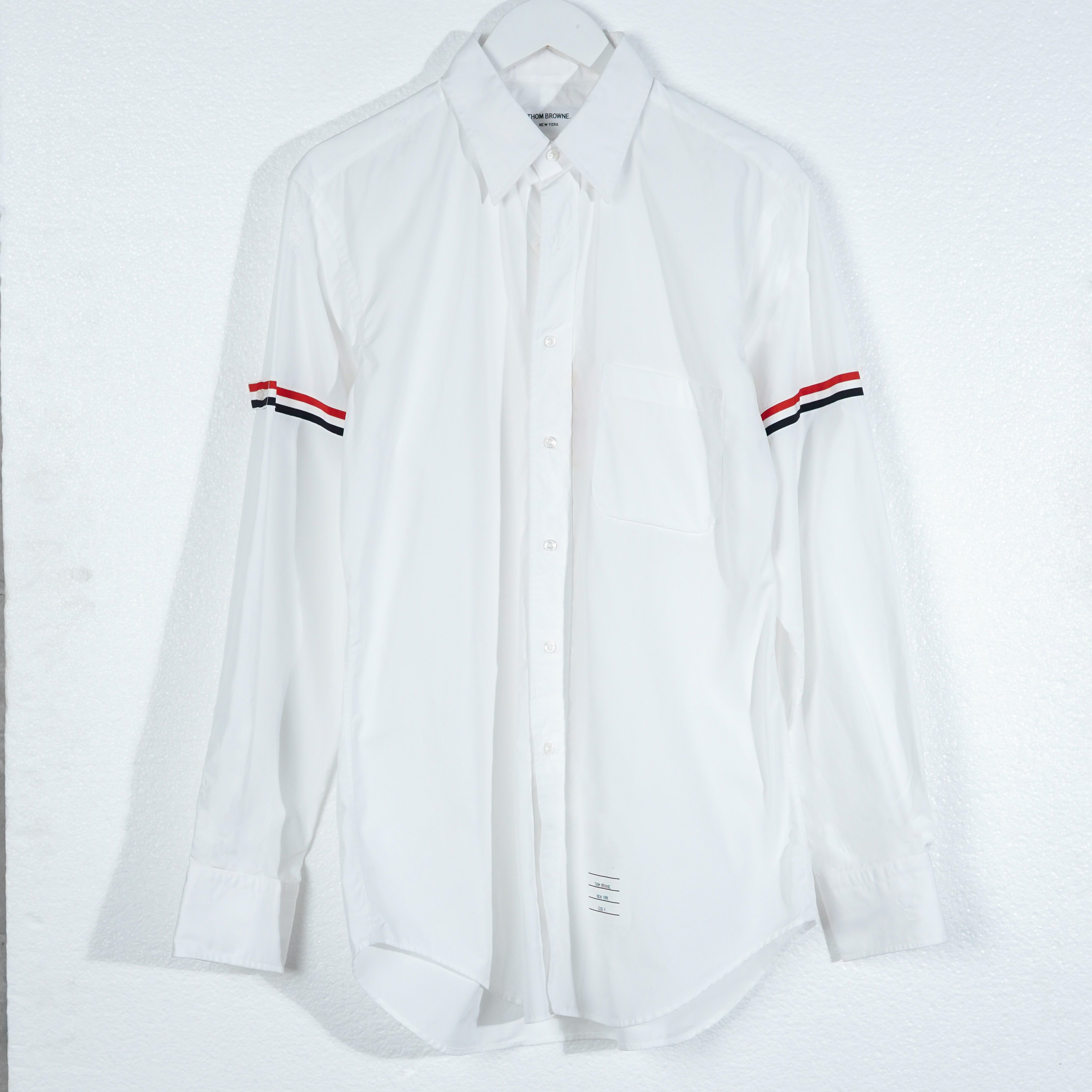 Thom Browne Kemeja THOM BROWNE GROSGRAIN ARMBAND WHITE LONG SHIRT 100% ORIGINAL