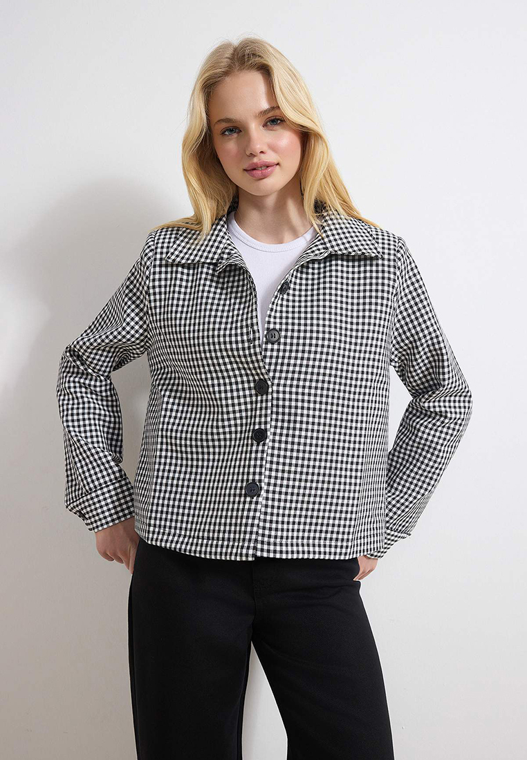Trendyol Plaid Buttoned Jacket