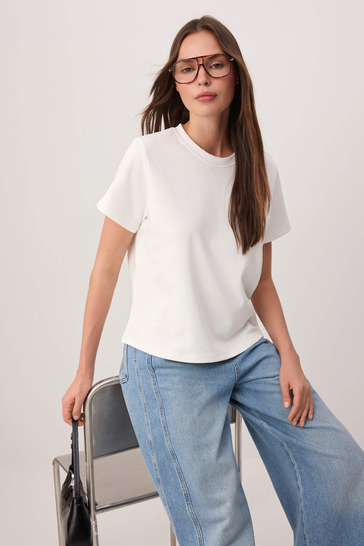 Trendyol Ecru Plain Regular Crew Neck Standard Sleeve Short Interlock Knitted T-Shirt Twoss26Ts64