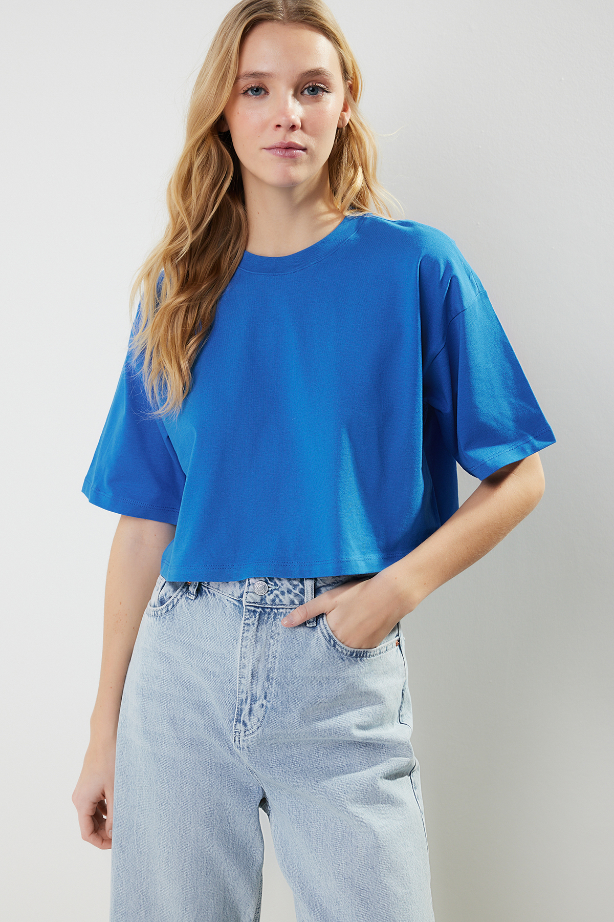 Trendyol Loose Crop T-Shirt