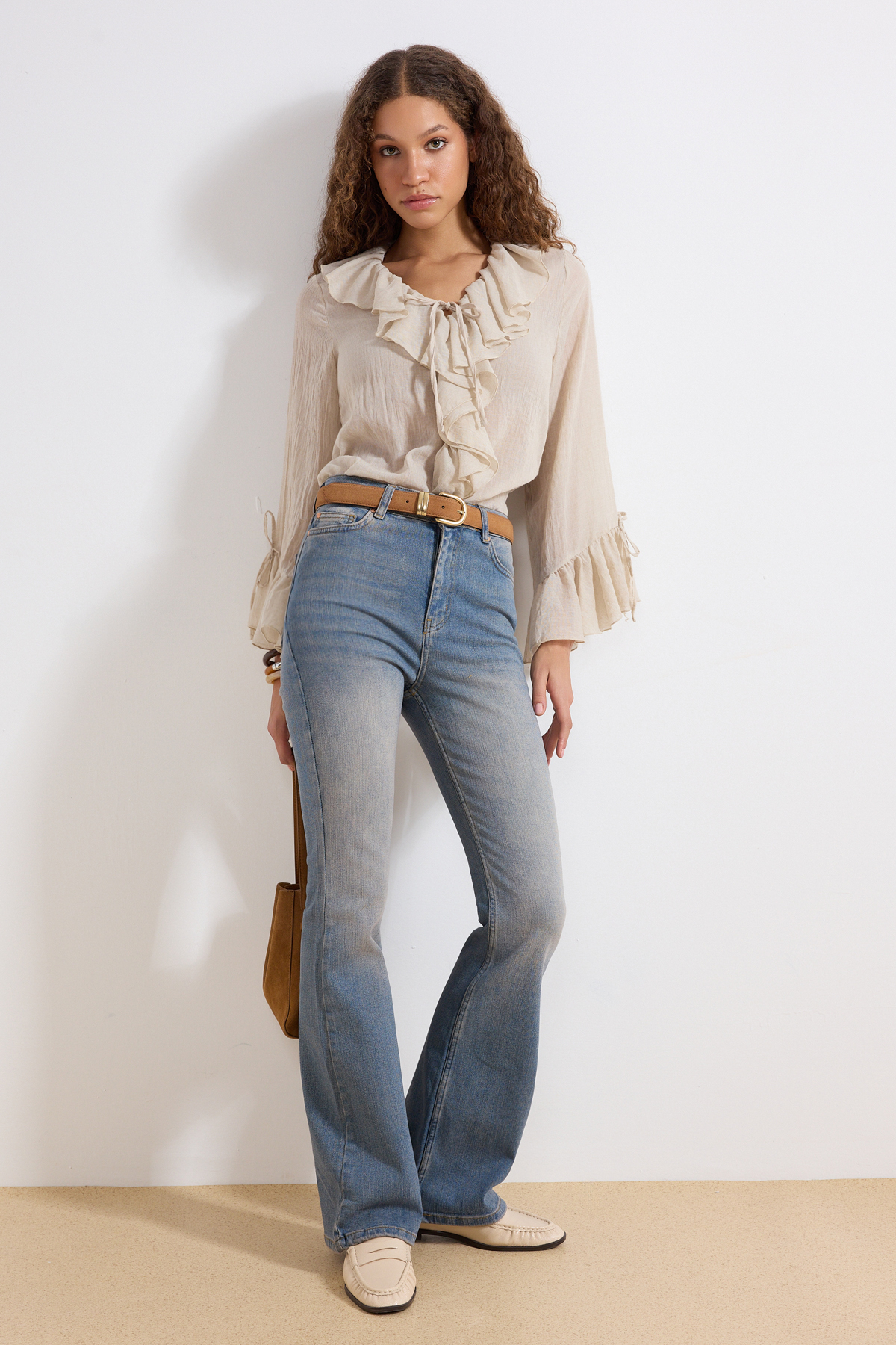 Trendyol Spanish Cut Jeans