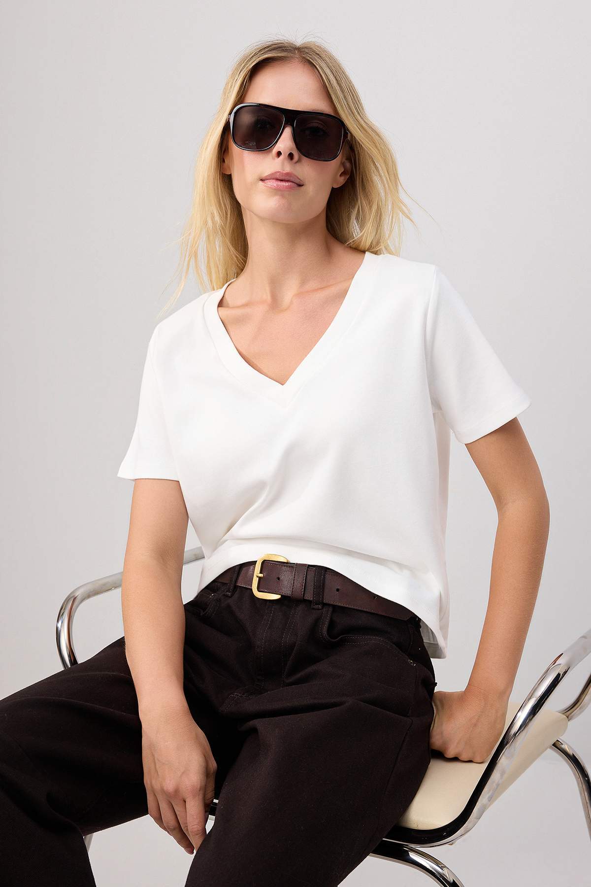 Trendyol Ecru Plain Oversize Crew Neck Standard Sleeve Short Interlock Knitted T-Shirt Twoss26Ts0034
