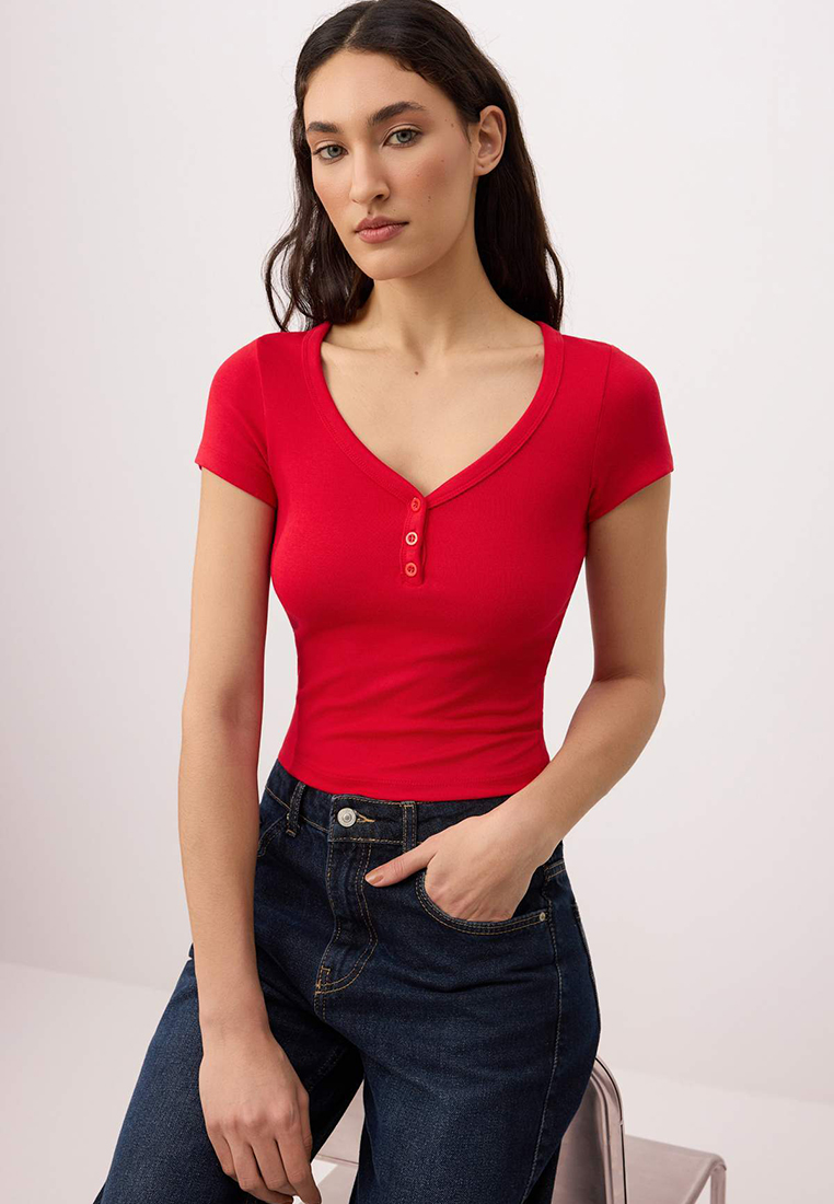 Trendyol Red Fitted/V-Neck Short Sleeve Cotton Ribbed Knitted T-Shirt Twoss26Ts125