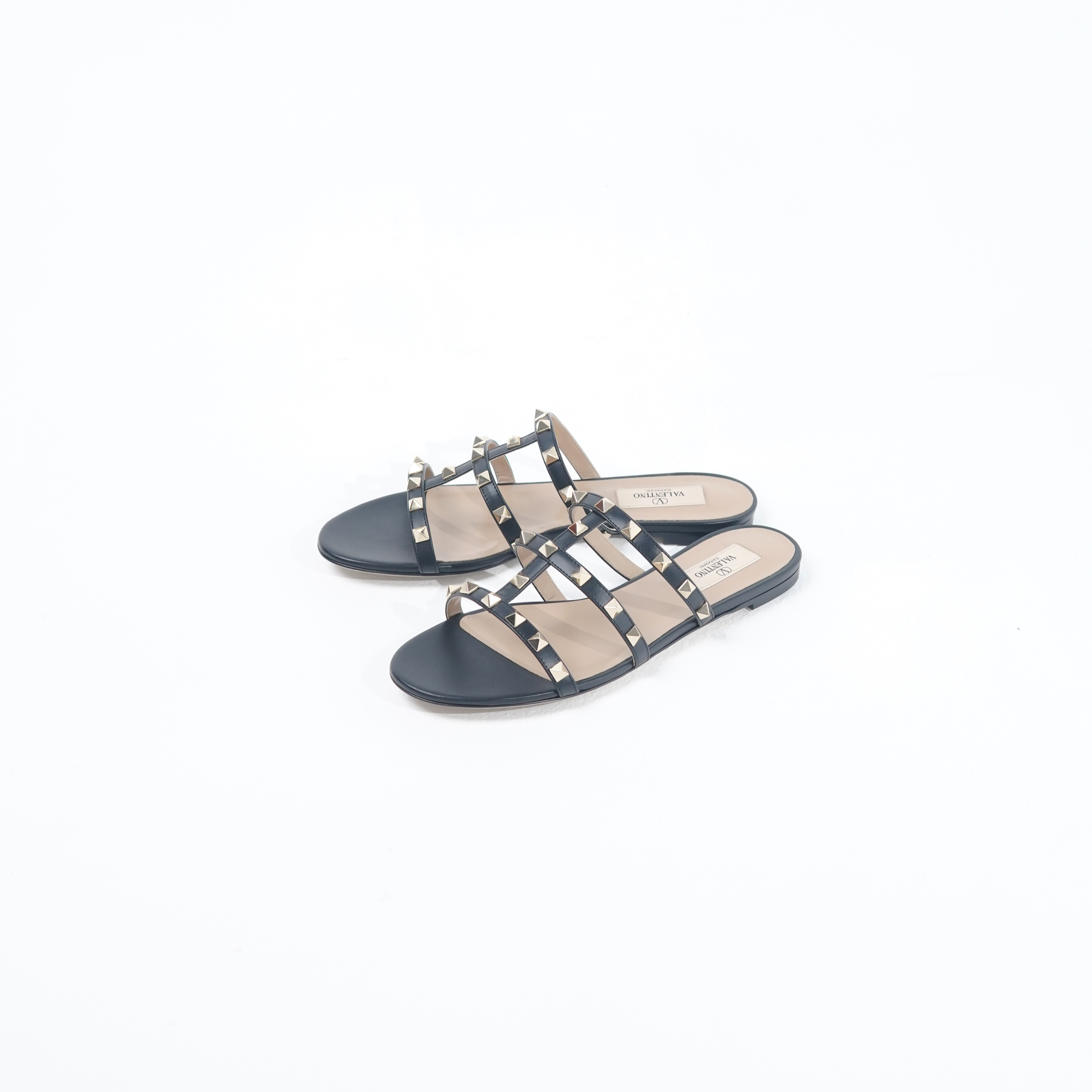 Valentino Garavani Sandal VALENTINO ROCKSTUD STRAPPY CHUNKY IVORY BLACK SANDAL 100% ORIGINAL