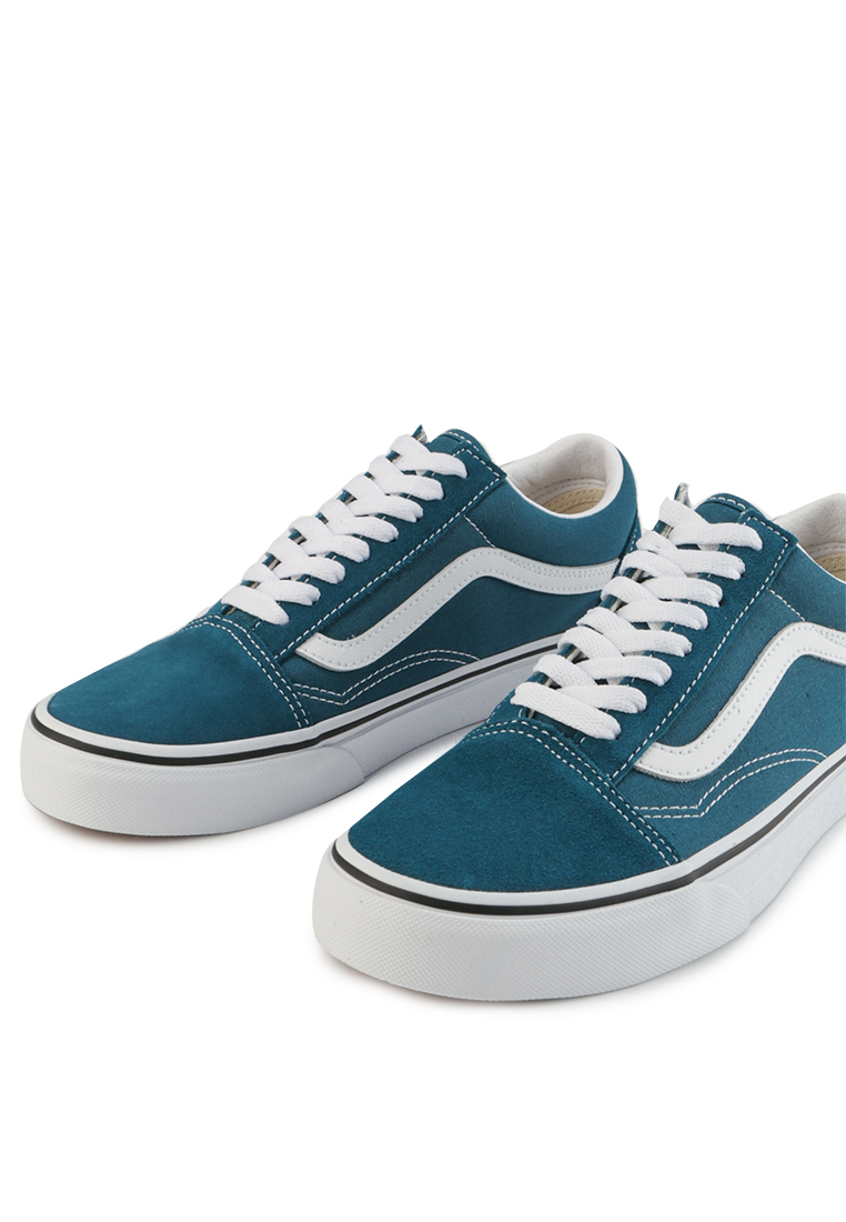 vans clothes and shoes