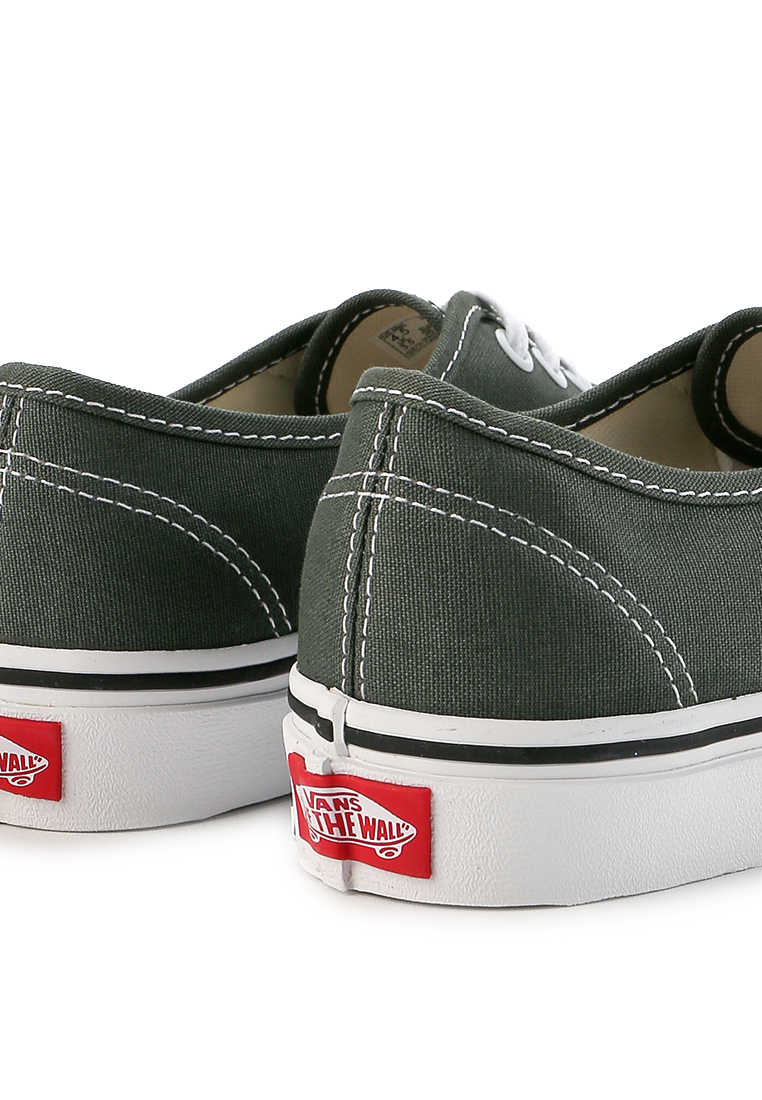 beli sepatu vans