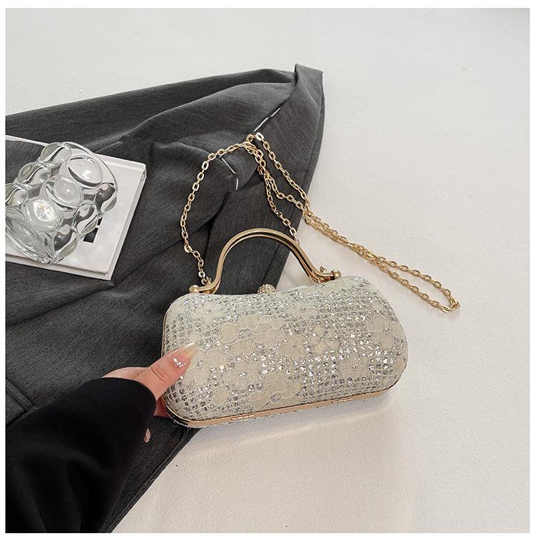 Vedlyn Amara Tas Pesta Wanita Clutch Brokat Elegan – Silver