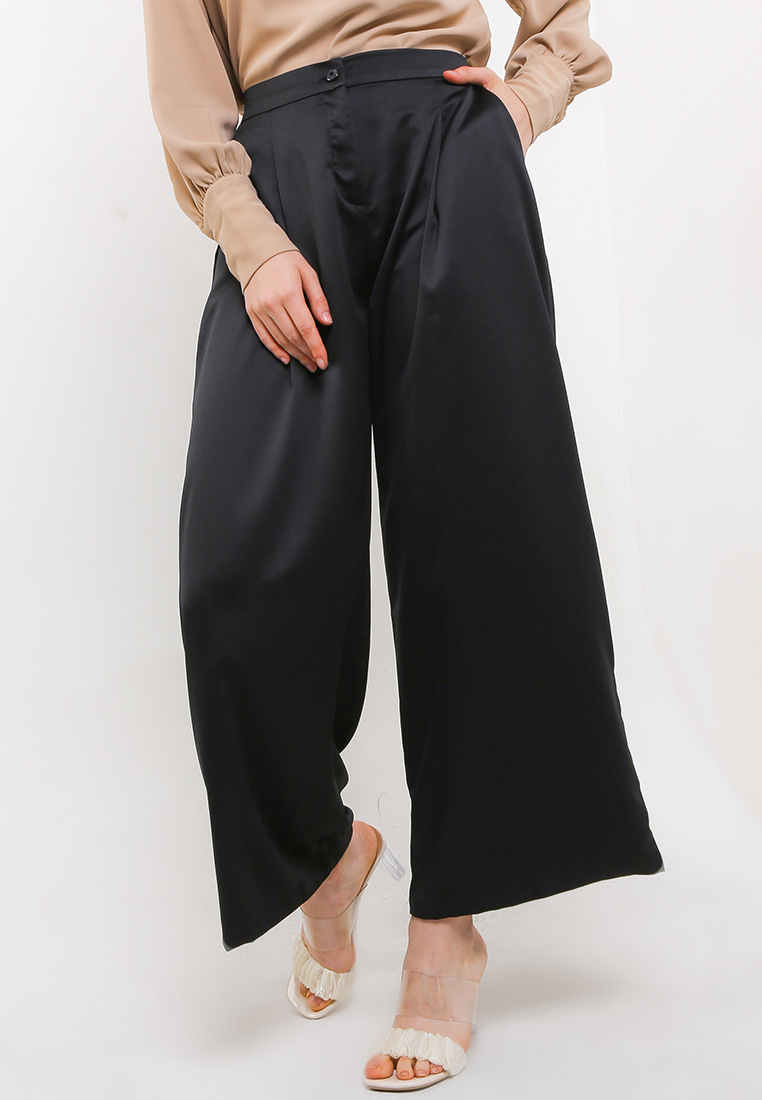WHITE|MODE Aghnia Long Pants