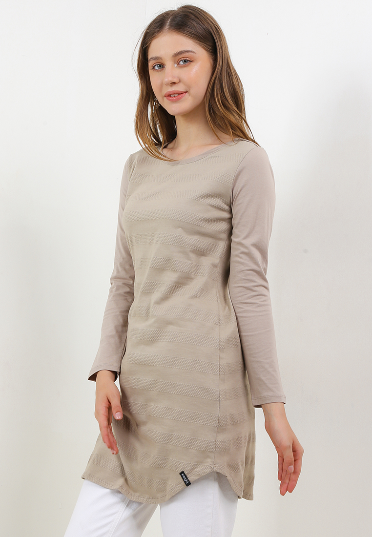 X-EIGHT Sally Tops