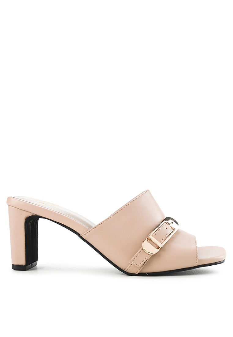 Yongki Komaladi Cindy Heels