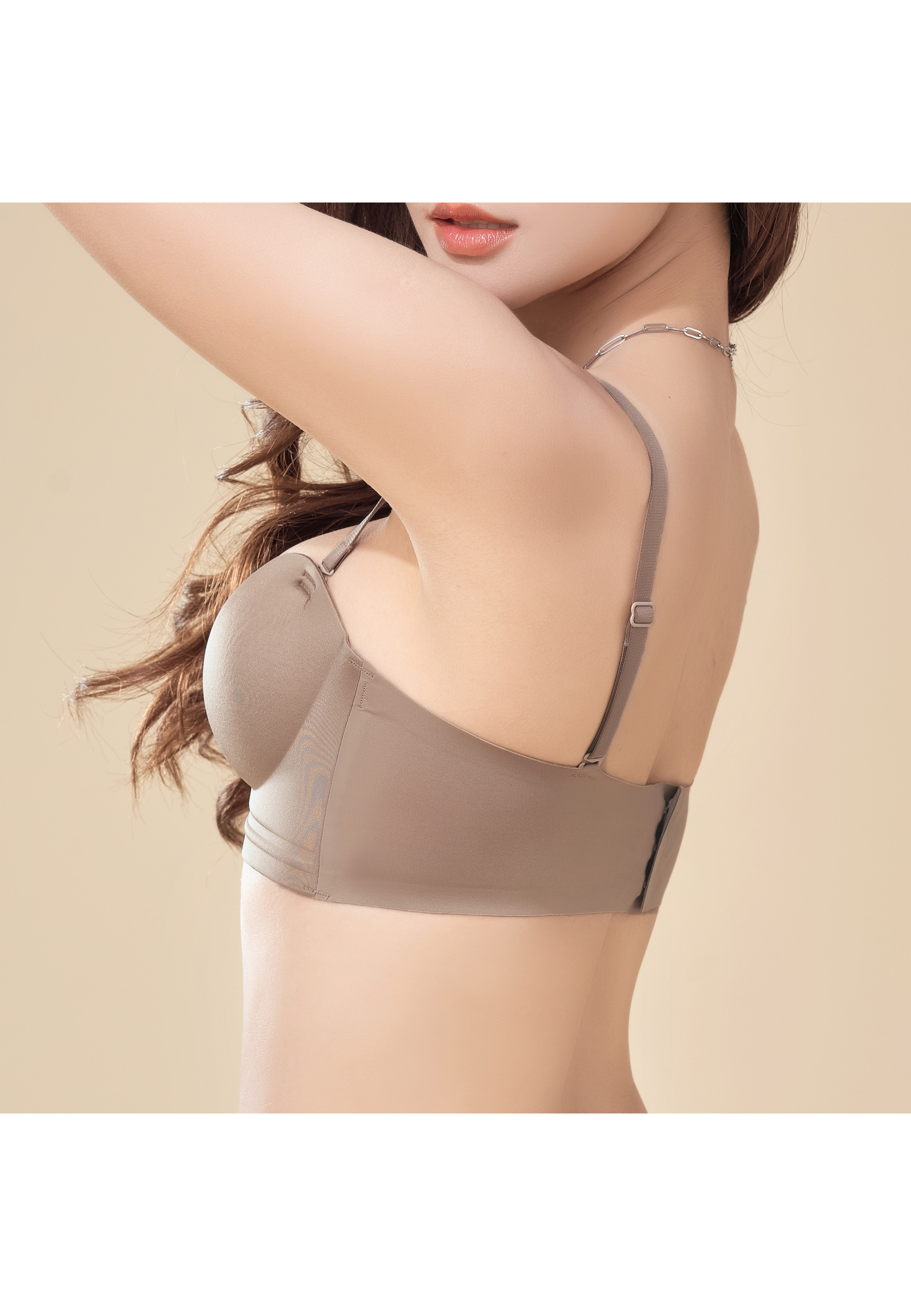 Youhave Youβve ( YouHave ) BH Bra Seamless Kemben Super Premium Tali 3 In one Sport Bra Seamless Tan
