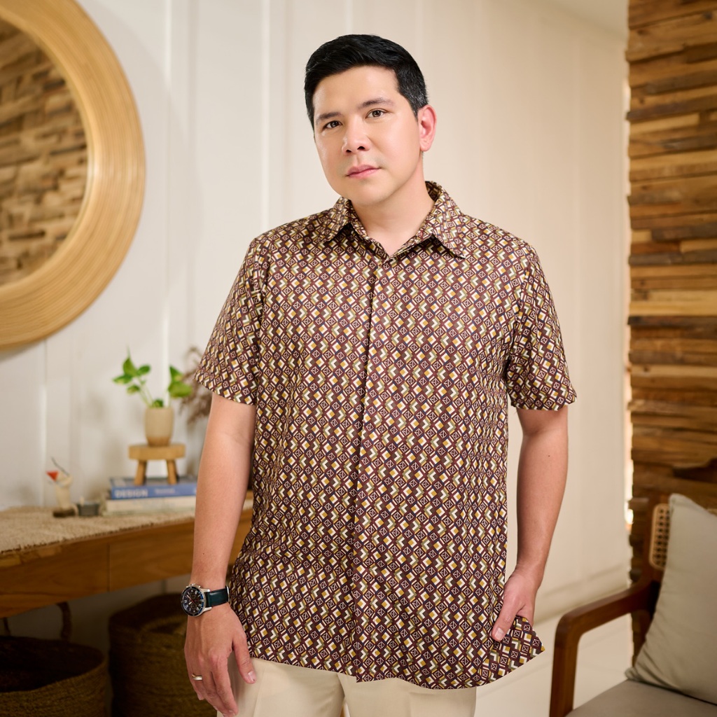 ZM [New Collection] ZM Zaskia Mecca - Moby Maroon Kemeja Pria - Monogram Rupa | Ramadhan Series