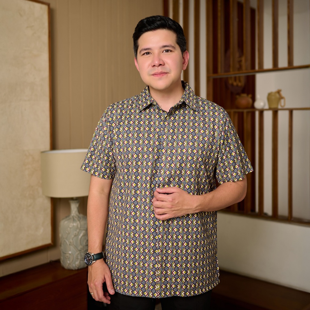 ZM [New Collection] ZM Zaskia Mecca - Moby Navy Kemeja Pria - Monogram Rupa | Ramadhan Series