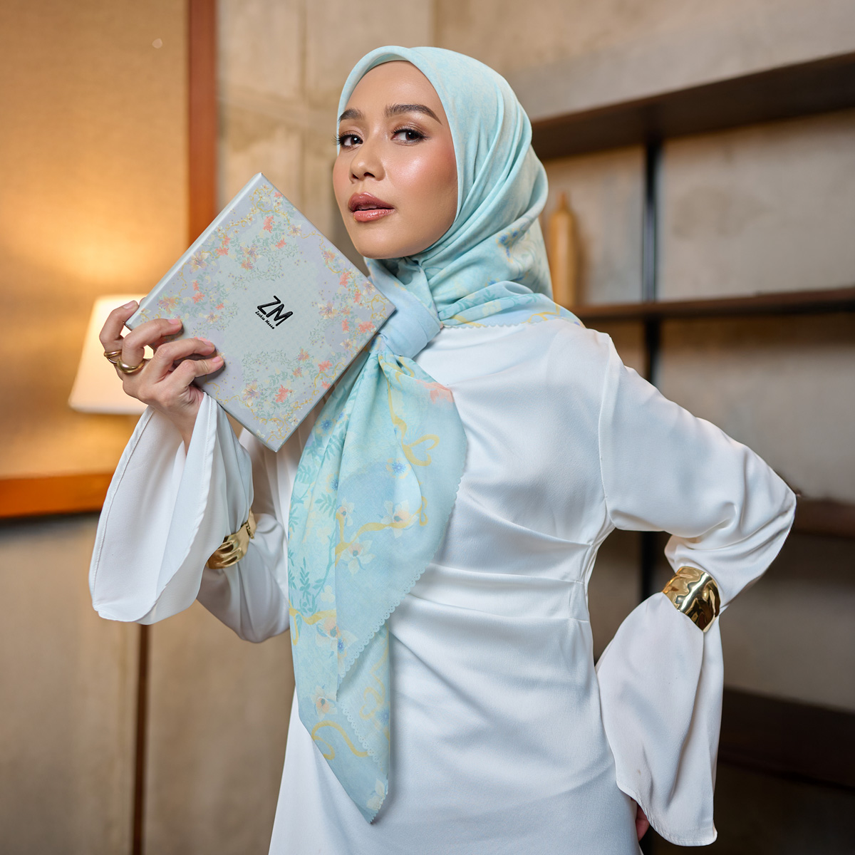 ZM [INCLUDE PREMIUM HARD BOX] ZM Zaskia Mecca - Scarf Syari Primadona Series Lilya Raya Sky 125 | Hi