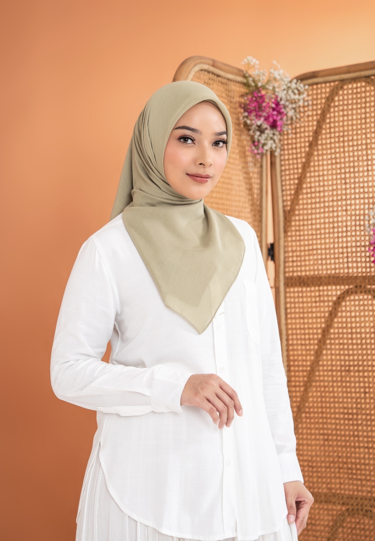 ZM Year End Sale - ZM Zaskia Mecca - Sadi Oat Hijab Kerudung Segi Empat